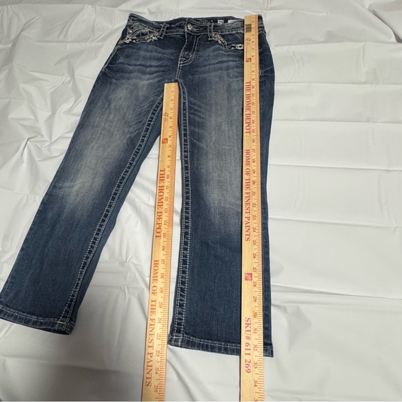 Miss Me 29 Capri's #M3123P Embroidered Embellished Metallic Angel Wing Pockets - Picture 10 of 15